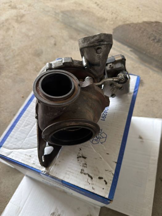 Turbina BMW x5 e70