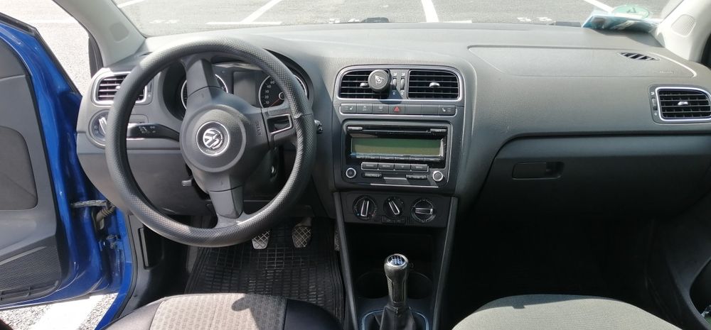 VOLKSWAGEN Polo 2011 — imagine 4