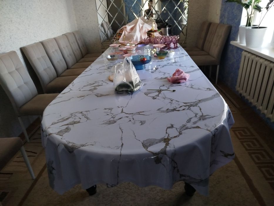 Стол для Кухней.