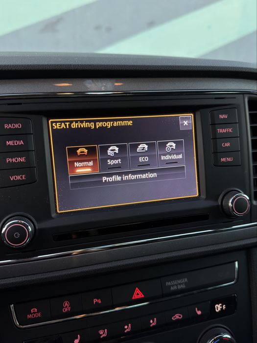 Seat Leon FR 2.0 TDI  (5F)