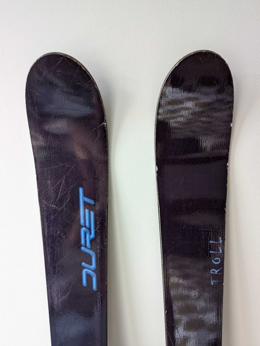 Ски оборудване- обувки, ски с автомати, щеки, каска + зимни кънки