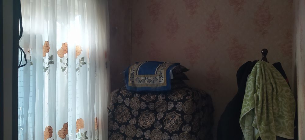 Продаю квартиру в учтепинским районе