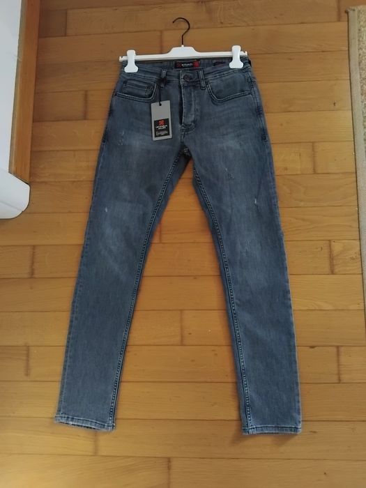 Blugi Integral Jeans 31