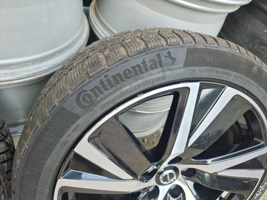 Set 4 anvelope Continental Winter Contact 255 40 R19 Dot 2820 ci352