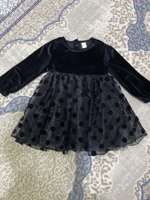 Продам платья  Америка и Турция смотрите фото все и оббтяаления