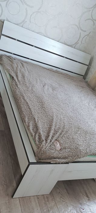 Гарнитур в спальню