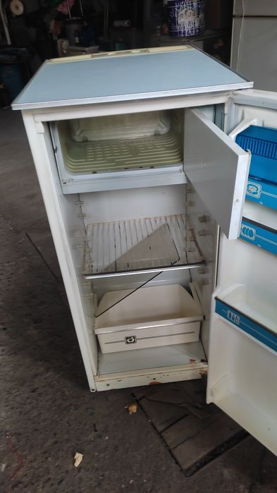 Холодильник " Саратов"