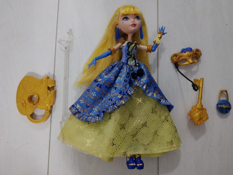 Ever After High. Блонди Локс