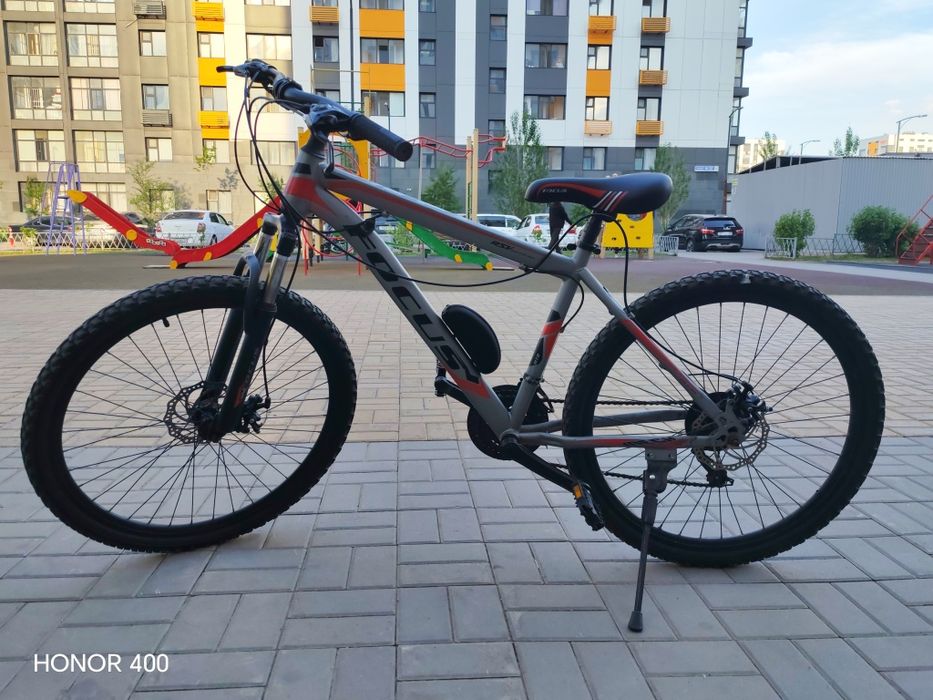 Продам велик марка focus
