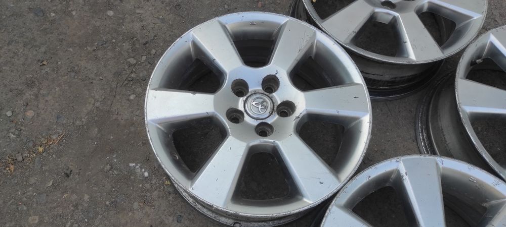 Оригинальные диски R17. Lexus RX. Highlander. Rav4