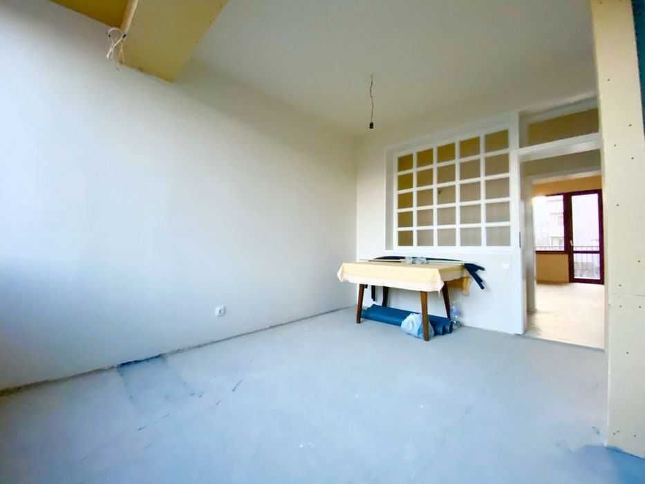 Продава се Тристаен апартамент в София, Изток - 180 кв.м за 1278 €/кв.м - Снимка #17