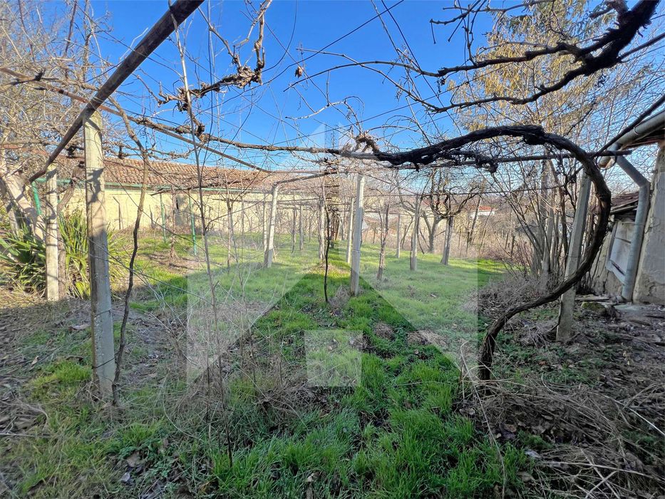 Продава се Къща в с. Мараш, Област Шумен - 169 кв.м за 377 €/кв.м - Снимка #15