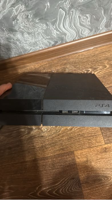 продам пс4 ps4.