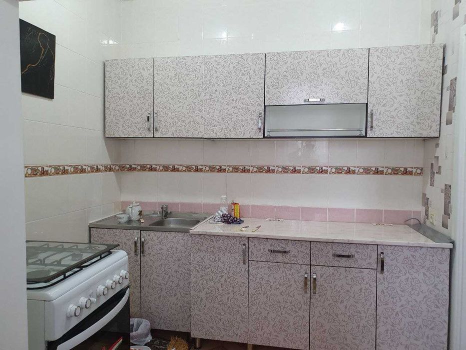 At Продается чистая 2 ком. на  Кадышева Авиасозлар-1