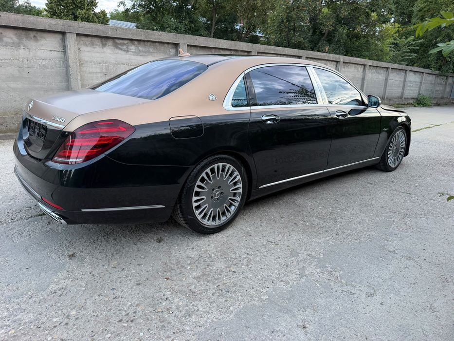 Mercedes-Benz  Maybach  S560  Masina este Maybach ORIGINAL, nu este S,class cu pachet. AVARIAT