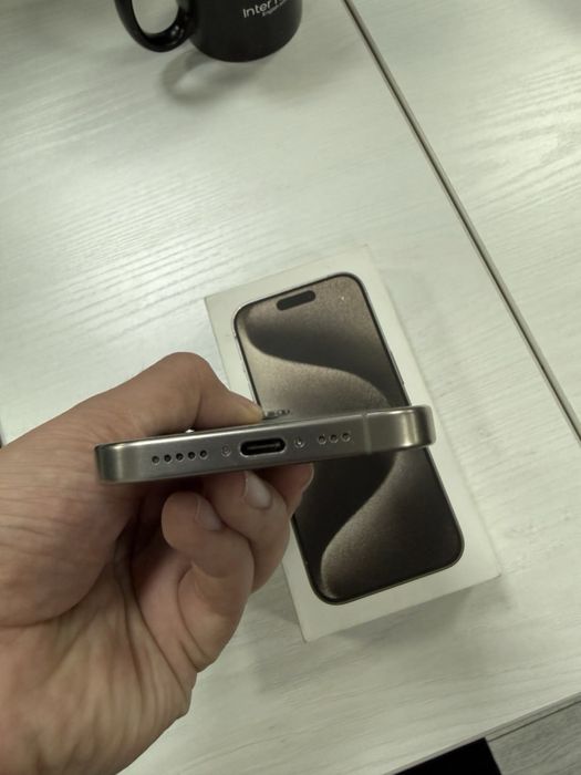 Iphone 15 pro LL/A 256gb ideal 639 у.е.