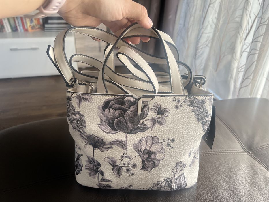 Нова чанта на Fiorelli