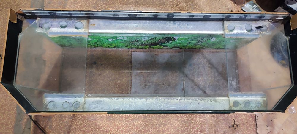 Аквариум для рыбок
