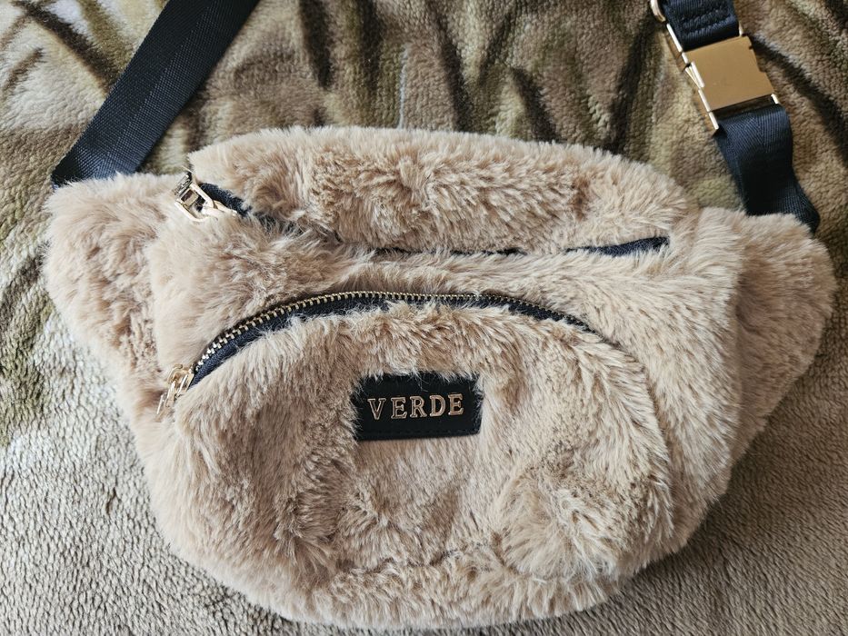 Дамска чанта (нова, маркова)