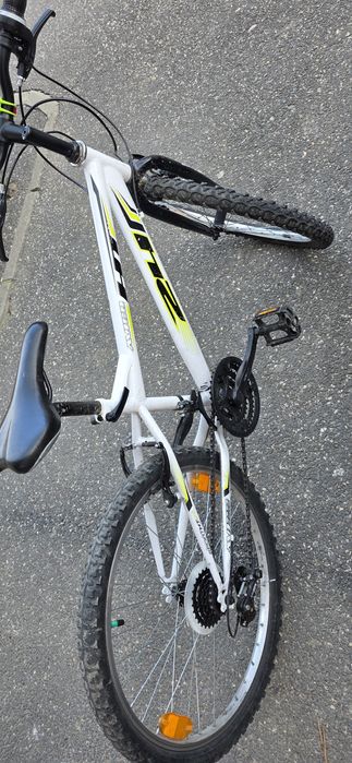 Vând bicicleta HT