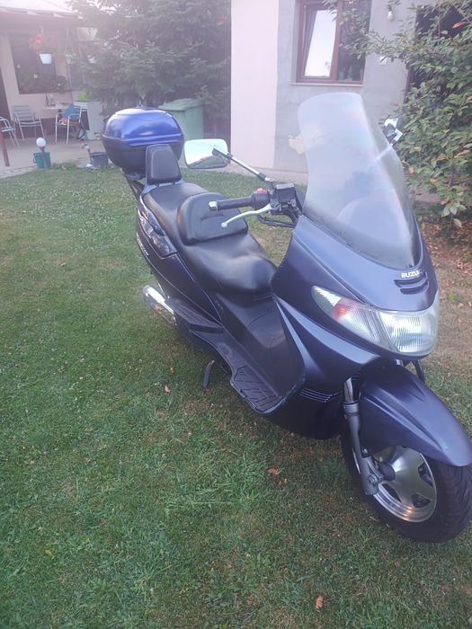 Scuter Suzuki Burgman