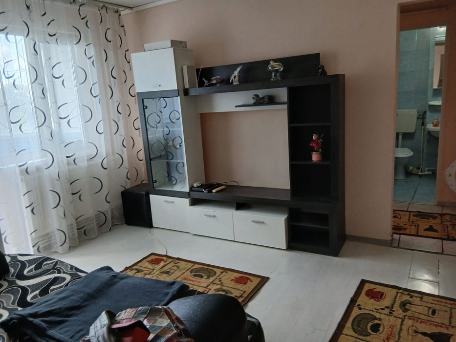 Inchiriez ap 2 camere