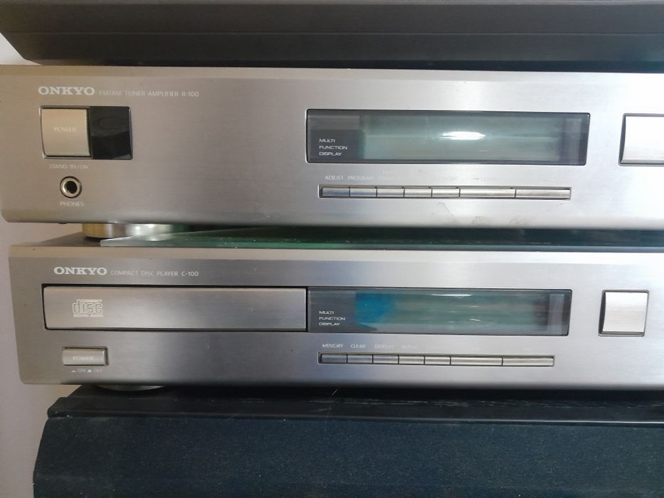 Onkyo r 100 c100