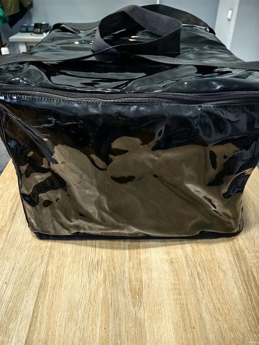 Продаются термосумки в количестве 50 шт