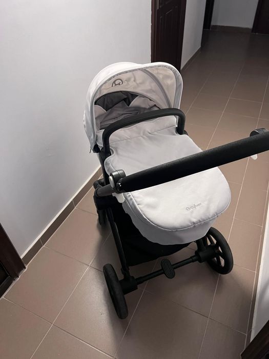 Carucior 3 in 1 Cybex EOS Gri Lava