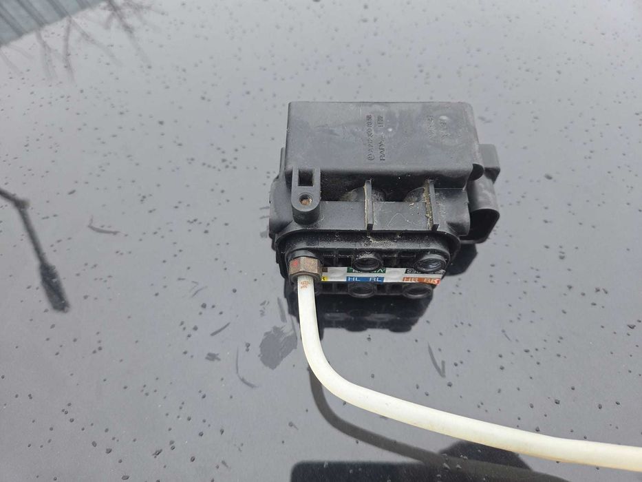 Bloc valve distribuitor aer Mercedes  A2123200358