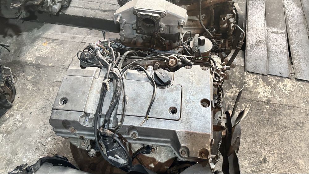 Двигатель мерседес 111 мотор плита обьем 2.2