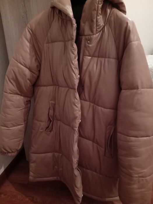 Женская куртка размер 42
