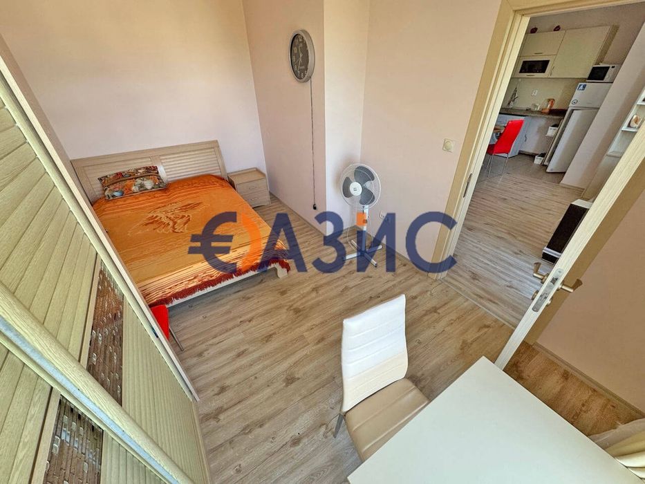 Продава се Двустаен апартамент в к.к. Слънчев бряг - 53 кв.м за 1312 €/кв.м - Снимка #7