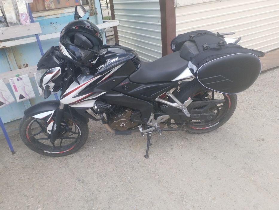 Мотоцикл Bajaj Pulsar NS200