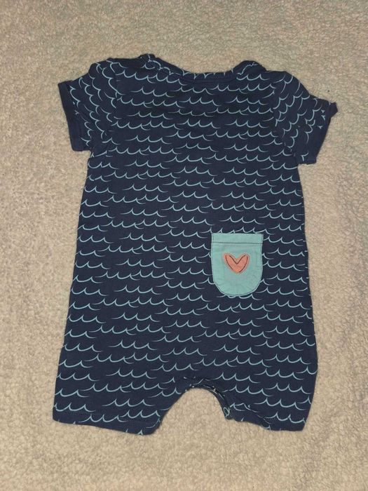 Лот от 4 Летни Тениски и 1 Гащеризонче - 9-12м