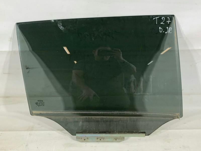Geam usa dreapta spate Toyota Avensis T27 Break