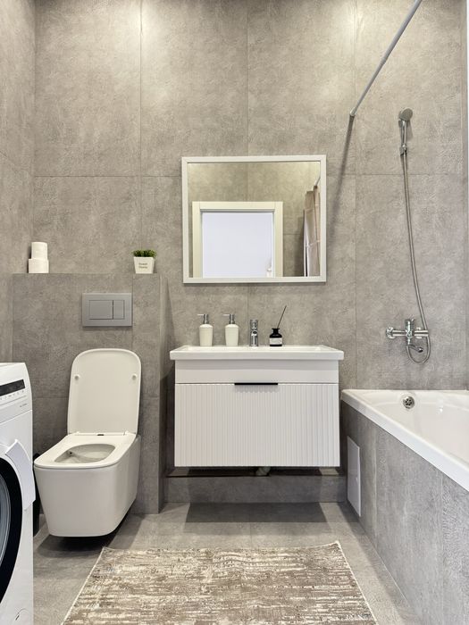 Современная квартира в сердце левого берега