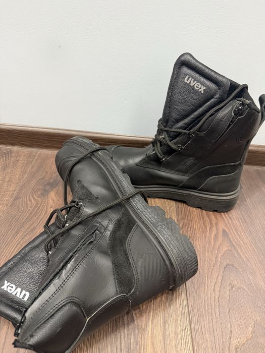 Високи кожени работни обувки Uvex 43