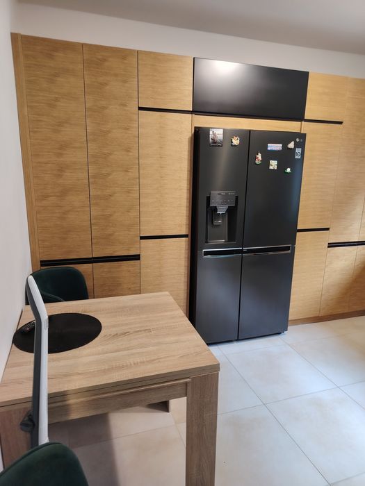 Ofer casă spre închiriere in regim hotelier