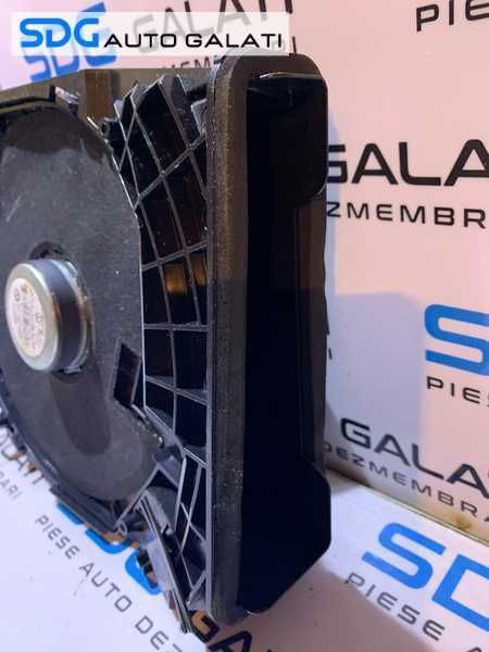 Difuzor Boxa Subwoofer Stanga Podea BMW Seria 3 F30 F31 F32 2011 - 2019 Cod 9210147 65139210147-06 [D0300]
