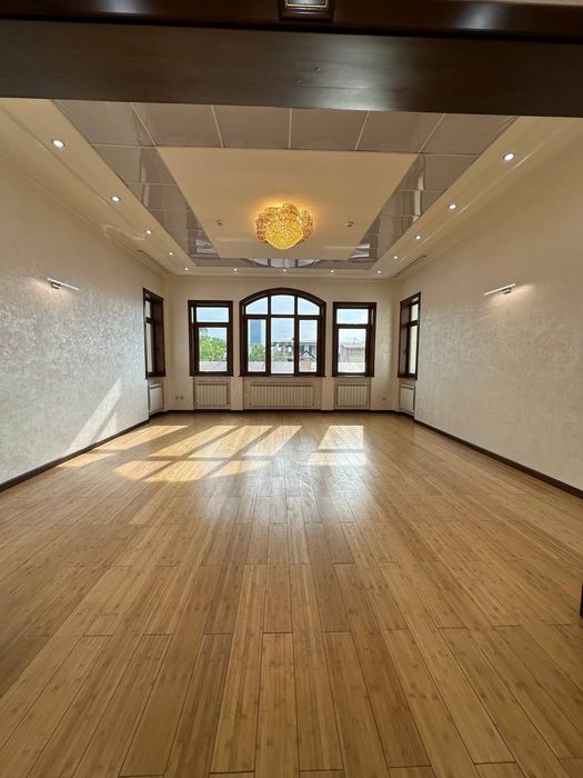 Яккасарай | ул. Нукусская — дом под посольство / штаб-квартиру