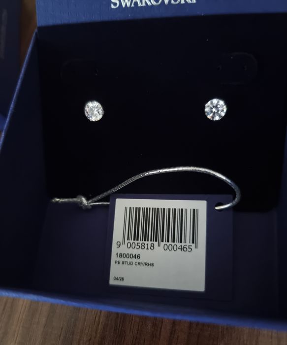 Обеци Swarovski Stilla