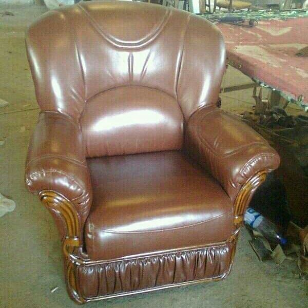 Реставрация. Перетяжка. Замена обивки мягкой мебели.