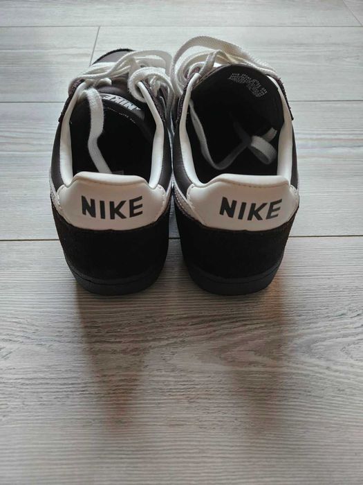 НОВИ мъжки маратонки NIke, 43 номер