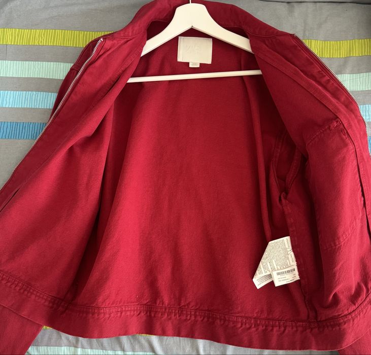 Продам джинсовку Zara, новая