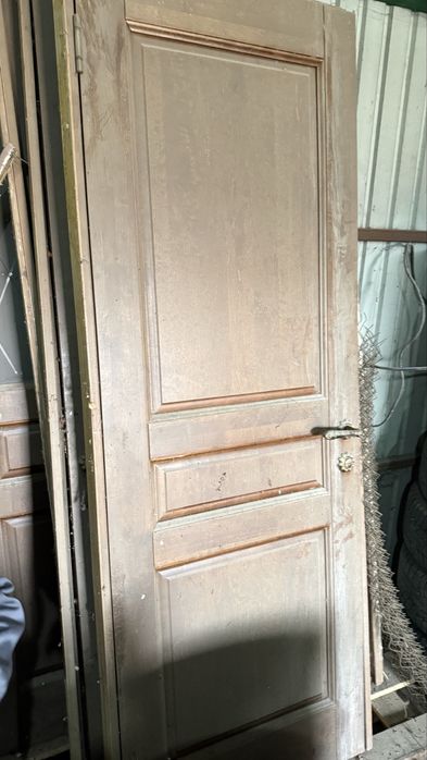 Продам двери межкомнотные