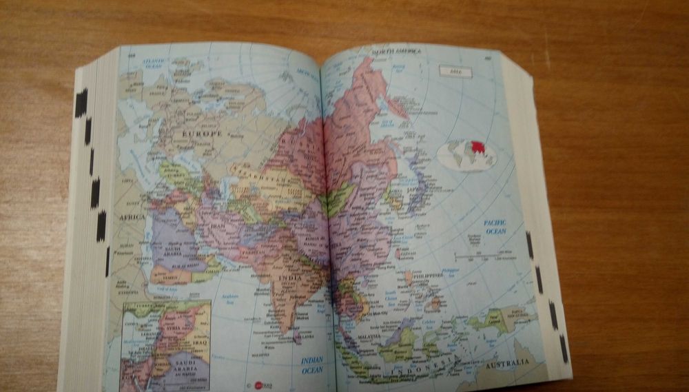 The World Almanac  2009 - Световният алманах и книга с факти 2009 г.