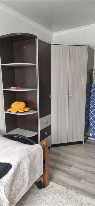 Продам спальный гарнитур