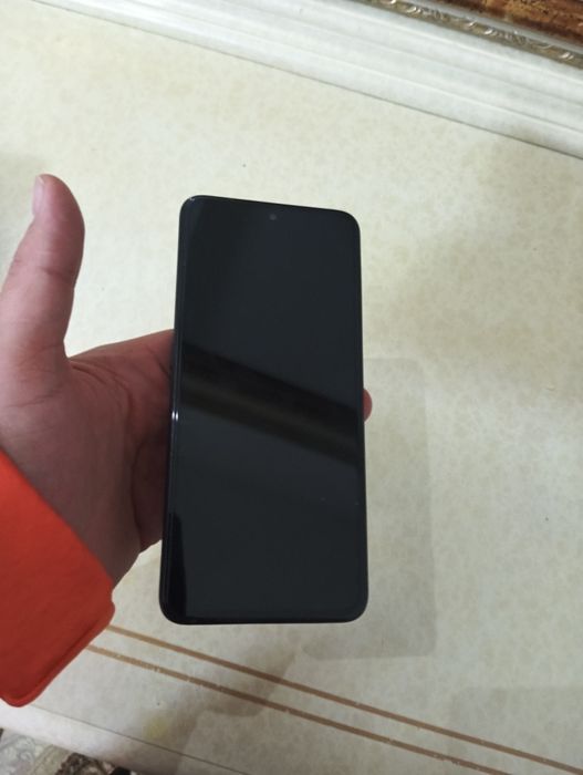 Honor X7D 8/256 Pochti Yengi