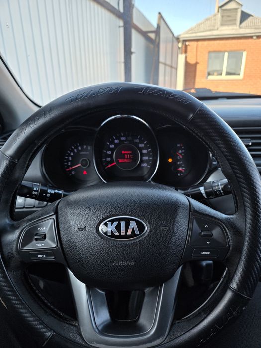 Kia Rio 2013 год